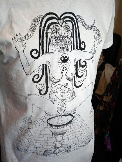                                         BABALON T-SHIRT This T-shirt is made with 100% cotton mark &