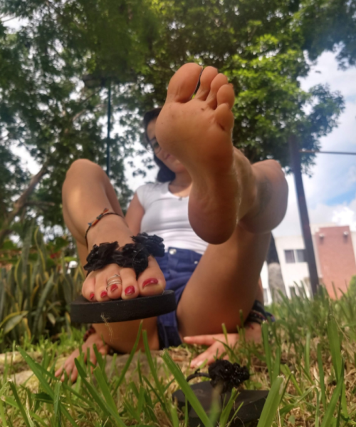 I love these sexy meaty hispanic soles!