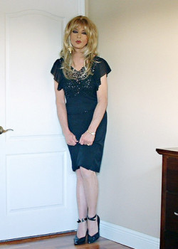 crossdresser-girls:  Cross Dressers 