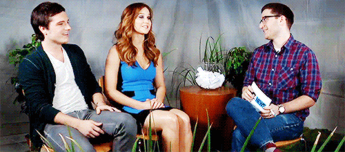 steadypeeta-deactivated20170109:  Jennifer starring: Josh’s Leg throughout the