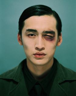 adreciclarte:   Wang Yi Fei - Self-Portrait,