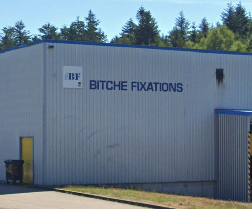 signdesign:Bitche, France[image description: a photo of a building with the words “bitche fixations”