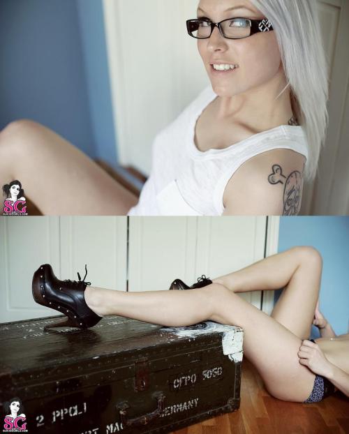 sglovexxx:  Georjah Suicide