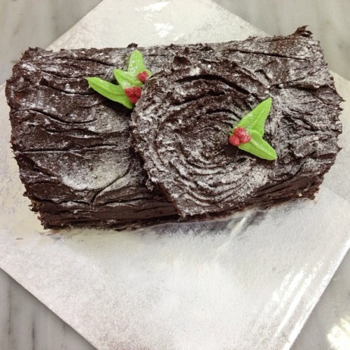 Our Yule Log. @fellynagunawan #selfmade 🎅👭 (at The Sages Institute International)