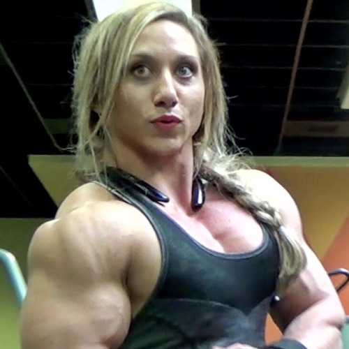 lv4femalemuscle: Shannon Courtney