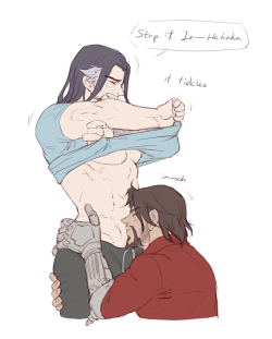 minghii:  mccree likes to kiss every part of hanzo :D bonus: 