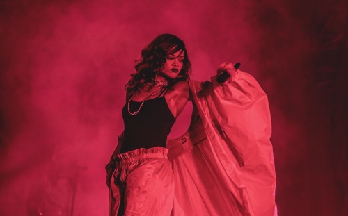 fuck yeah rihanna