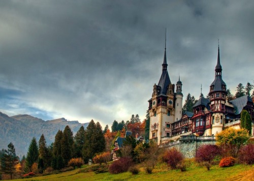 malemalefica:The Valea Peleş Castle (Sinaia,Romania) built between 1873 and 1914. Former summer resi