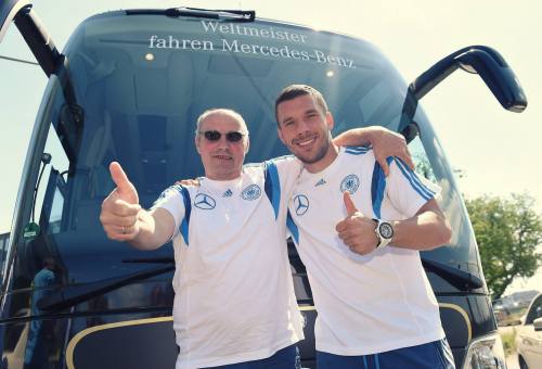 durmfan: DFB-Team with the new team bus