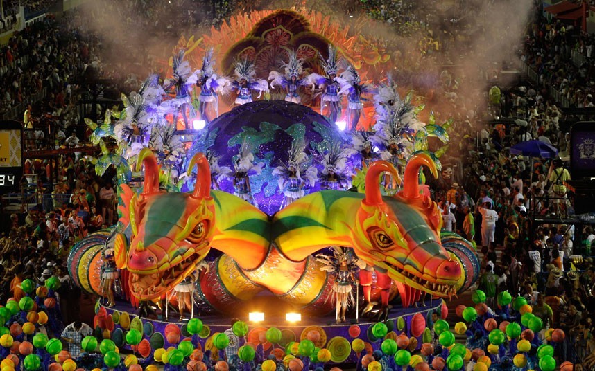 1,000 things to see before you die (the Unidos de Vila Isabel samba school performs