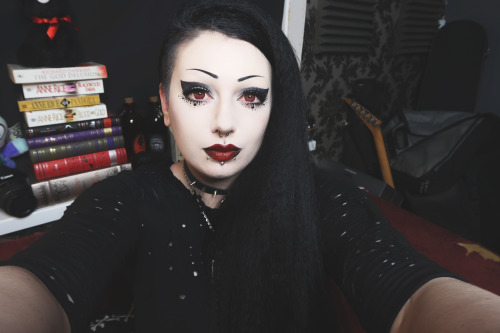 xtoxictears:Today’s look~ 