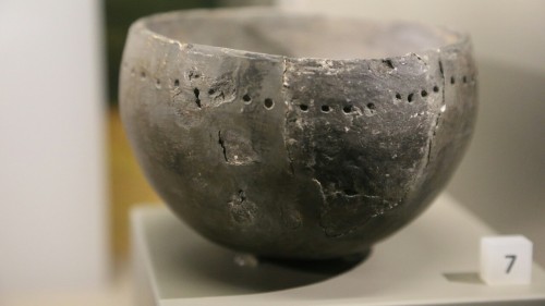 Prehistoric Beakers Set 4, Wiltshire Museum, Devizes, 20.2.16.