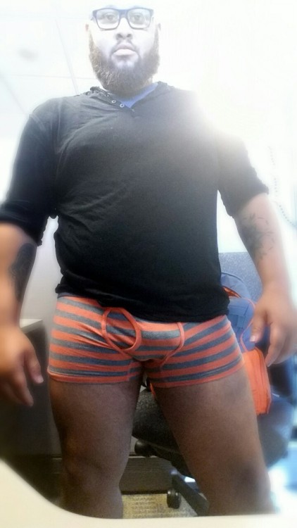 beardtlove:  Funny what a little sunlight can do to a picture. 