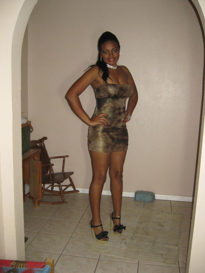 candy-caney:  Getting ready to get it in the ASS . Follow me at http://candy-caney.tumblr.com/
