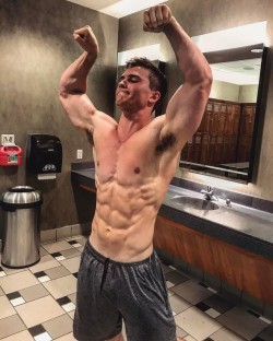 broodingmuscle: Taking all the pussy, tonight, my bros, all of it. Don’t whine about it, it’s gonna be epic. You’ll nut just watching me work.