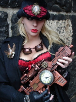 steampunk-divas:  Steampunk http://steampunk-divas.tumblr.com/