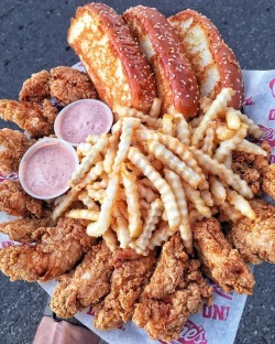 food-porn-diary:Fried Chicken & Fries