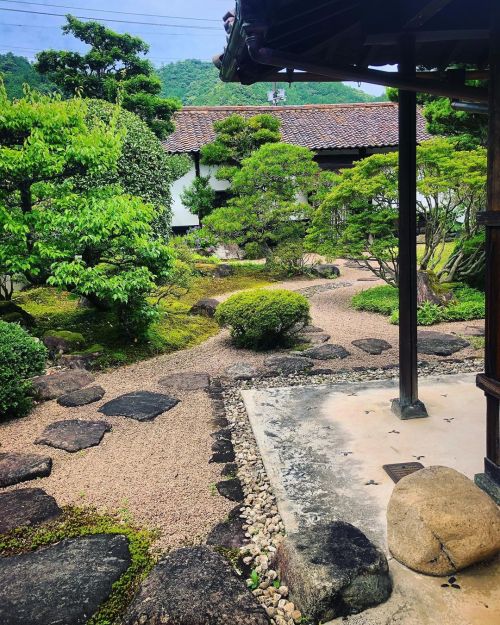 杜塾美術館庭園 [ 島根県津和野町 ] Morijuku Art Museum Garden, Tsuwano, Shimane の写真・記事を更新しました。 ーー #ジュンテンドー 創業者の思いがこ