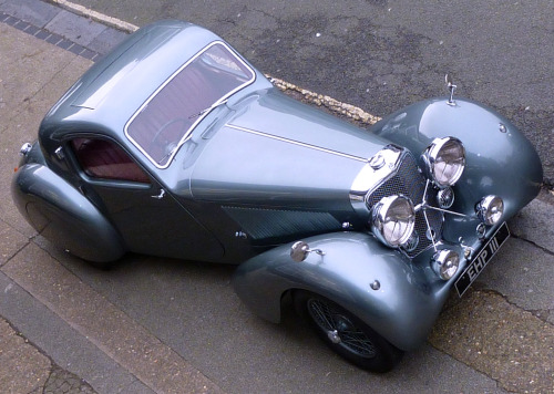 carsthatnevermadeit:  Jaguar SS100 3.5 litre Fixed Head Coupe, 1938. A one-off hard-top version of the SS 100 which was displayed at theÂ 1938 Earls Court Motor Show