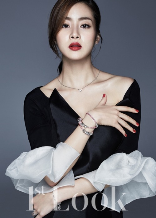 Kang Sora for 1st Look