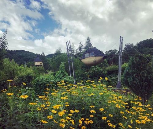 ＼おにわさん更新情報／ ‪[ 長野県茅野市 ] フジモリ茶室（高過庵・空飛ぶ泥舟・低過庵）・神長官守矢史料館 Fujimori Terunobu Tea House &amp; Jinchokan M