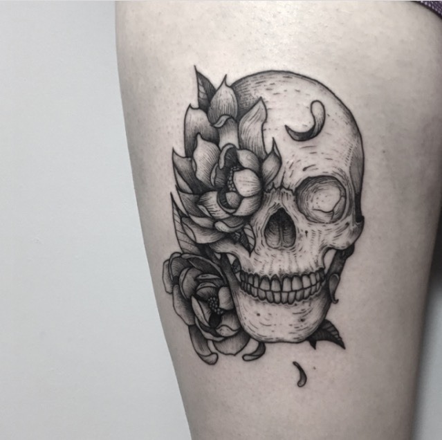 givememoneyfortattoos:Flower skull tattoo by tomtomtatts on Instagram
