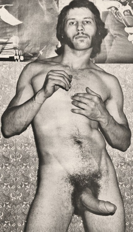 Hot vintage guy. porn pictures