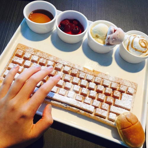 nevver:  Breakfast of Champions