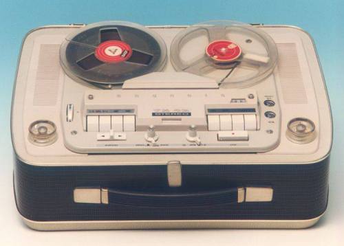     Grundig TK 46. Germany (1962/63)Tracks: 4 Tracks StereoHeads: 3, 1 erase- 1 record- and 1 play back headTape speeds: 1 7/8 - 3 ¾ and 7 ½ ipsTubes: 2 x EF86, 2 x ECC81, ECC83, ELL80, EL95, EM84Output power: 2 x 3 wattsMax. recording time: