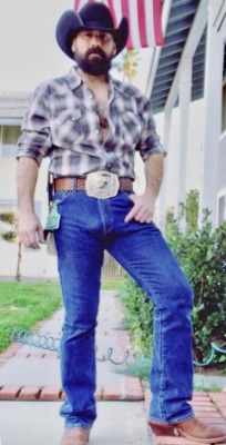 cabin12silverbear:phd-bullrider-deactivated202106:I see your point!He&rsquo;s
