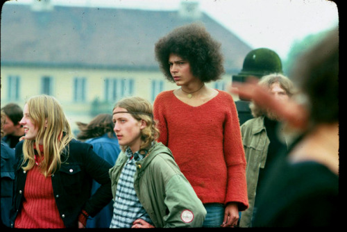 lamus-dworski: Poland, 1977: young pilgrims arriving to the Jasna Góra Monastery in Częstocho