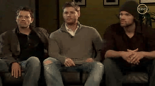 mishacollinsistheoverlord:  I don’t know if I find this creepy or adorable…  
