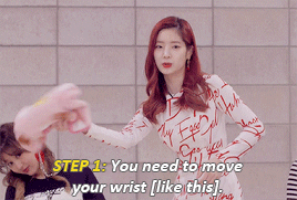 kimnatozaki:how to be a professional pillow fighter: a guide by kim dahyun