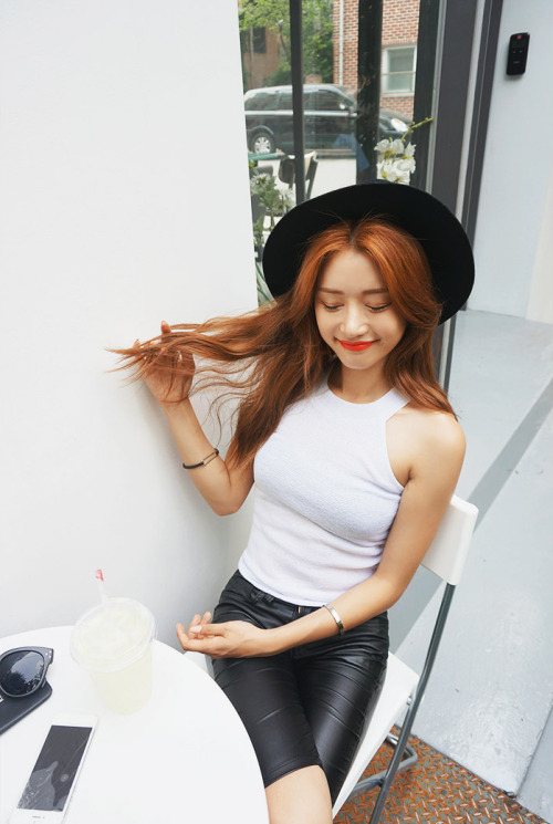 korean-dreams-girls:  Park Sora - June 24, 2014 2nd Set