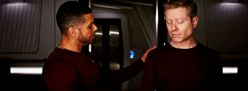 queensofspace:Dr. Hugh Culber & Lt. Paul Stamets