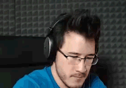 youngvolchanoes:  when you’re not paying attention in class and you finally look