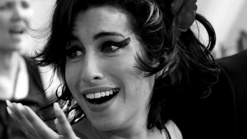 Porn amywinehousequeen:  amy winehouse (photos photos