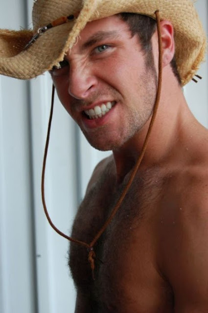 thetractorboi:.thetractorboi   ( Indiana Tractor Boy )ARCHIVE Indiana Tractor Boi……..