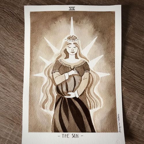 ✨Sun✨ Apparently, the sun is a symbol of joy and birth in the tarot  . . . #inktober #inktober2020 #