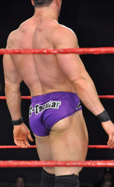 Men of Wrestling porn pictures