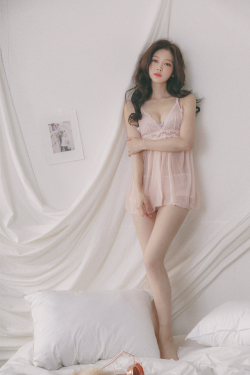 s3xy-asian:    Kim Hee Jeong  