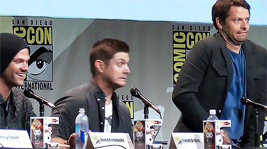 deanxbean:  Jensen totally needed to check that out