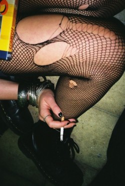 aciddaisies:   soft grunge/models  the