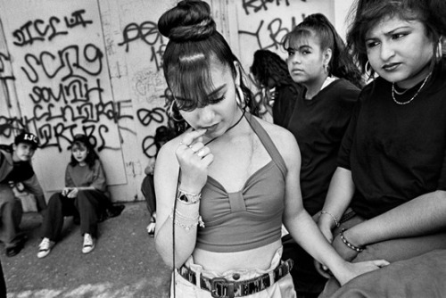 nifunifa5:  East Side Stories “Gang Life in East LA” Photographs by Joseph Rodriguez 