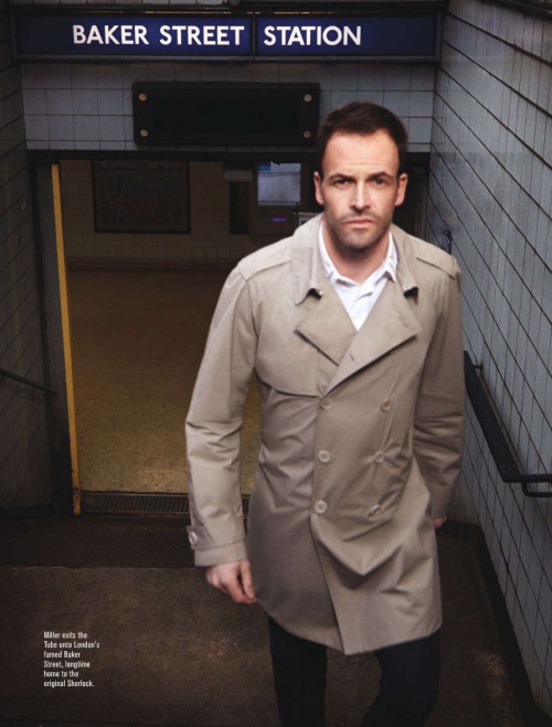 cumbermums:nerd-utopia:Jonny Lee Miller (Photos By: Mark Mann)Okay - I NEED this! NOW!!!You know wha