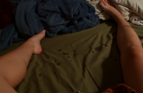 clandestinedliving:  The towel does little good when I cum so hard I literally explode. 