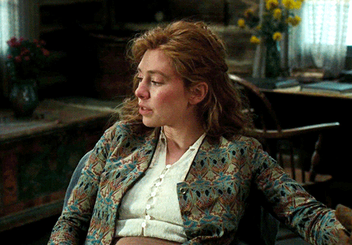 gifshistorical: Vanessa Kirby as Tallie in The World To Come (2020)