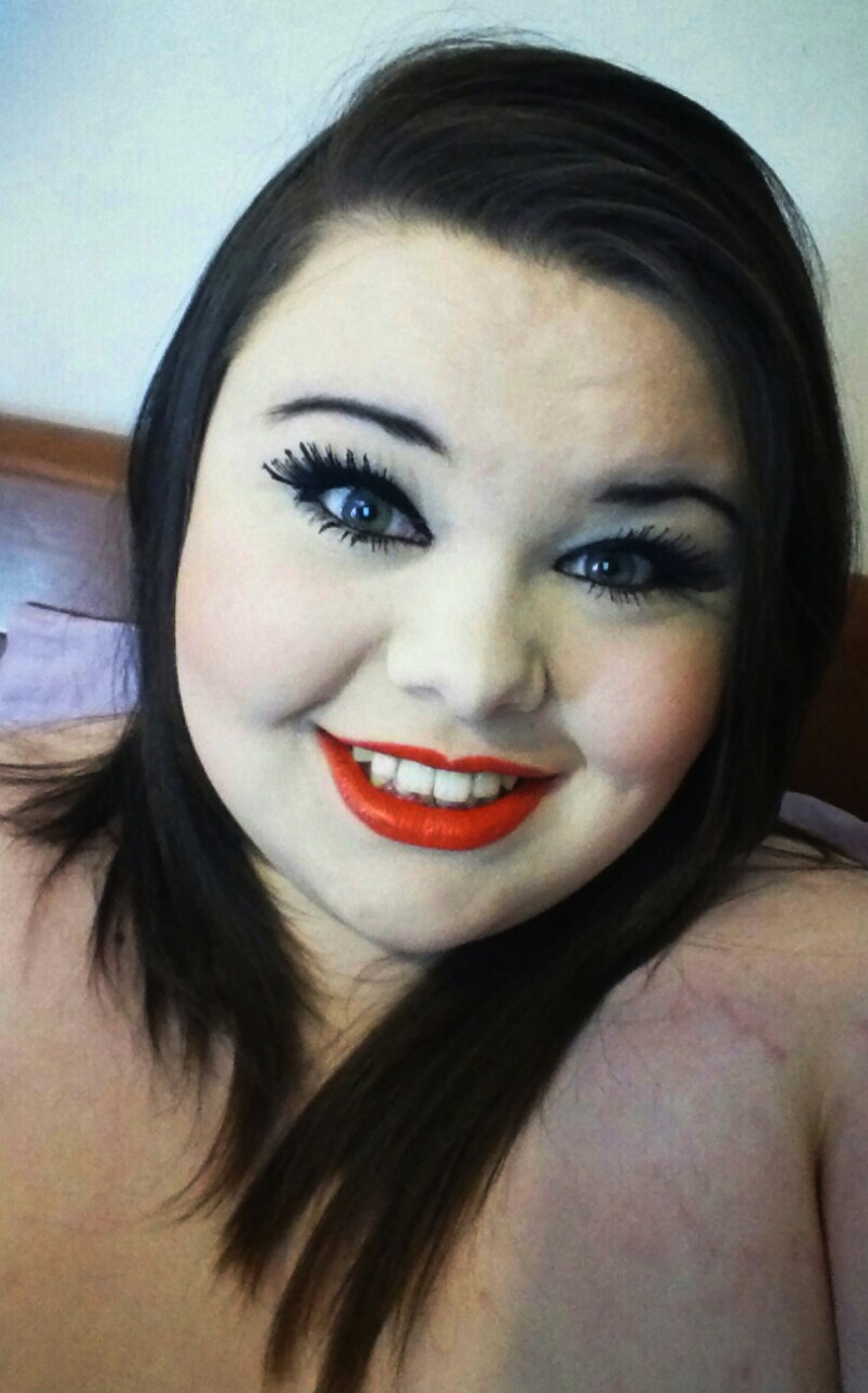 porcelainbbw:  Random pics  So gorgeous