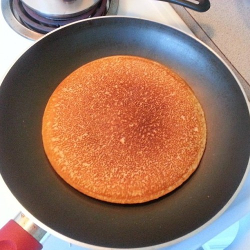 oldsportyspice: jacobtheloofah: 9gag: I just made what I believe to be the most perfect pancake I&rs