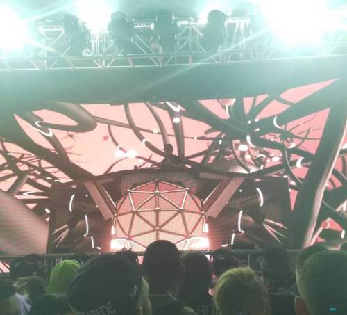 Excision&rsquo;s new setup is a million times better than last years. I love the Playstation The